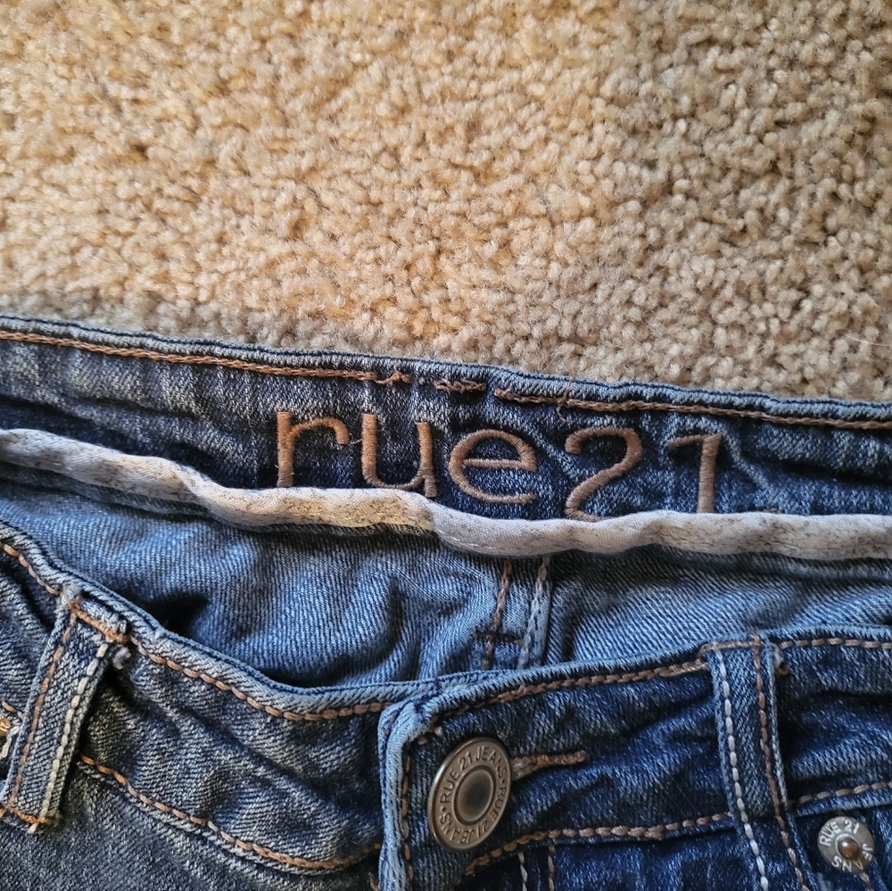 Rue21 Slimboot Jeans 1/2 Long - Picture 8 of 9